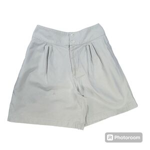 Vintage Calvin Klein Womens High Rise Pleated Khaki Shorts Size 8